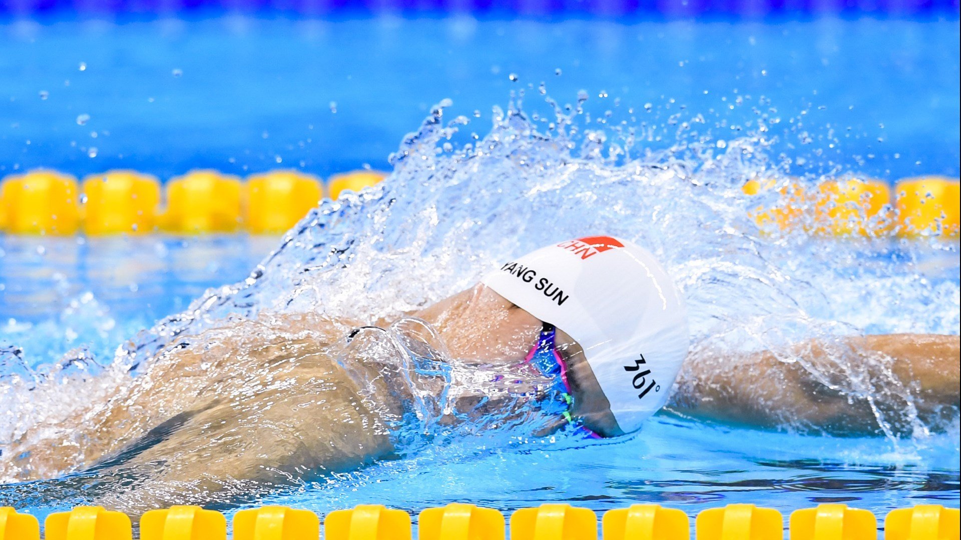 塔特带领袋鼠队逆转胜利，成为橄榄球冠军锦标赛的关键人物